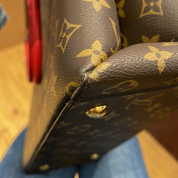 LV Tote 🔥SOLD🔥 - Picture 13 of 16